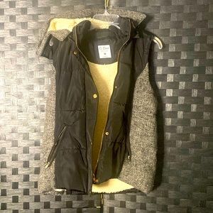 Women’s Vest Ci Sono Large EUC warm fluffy winter